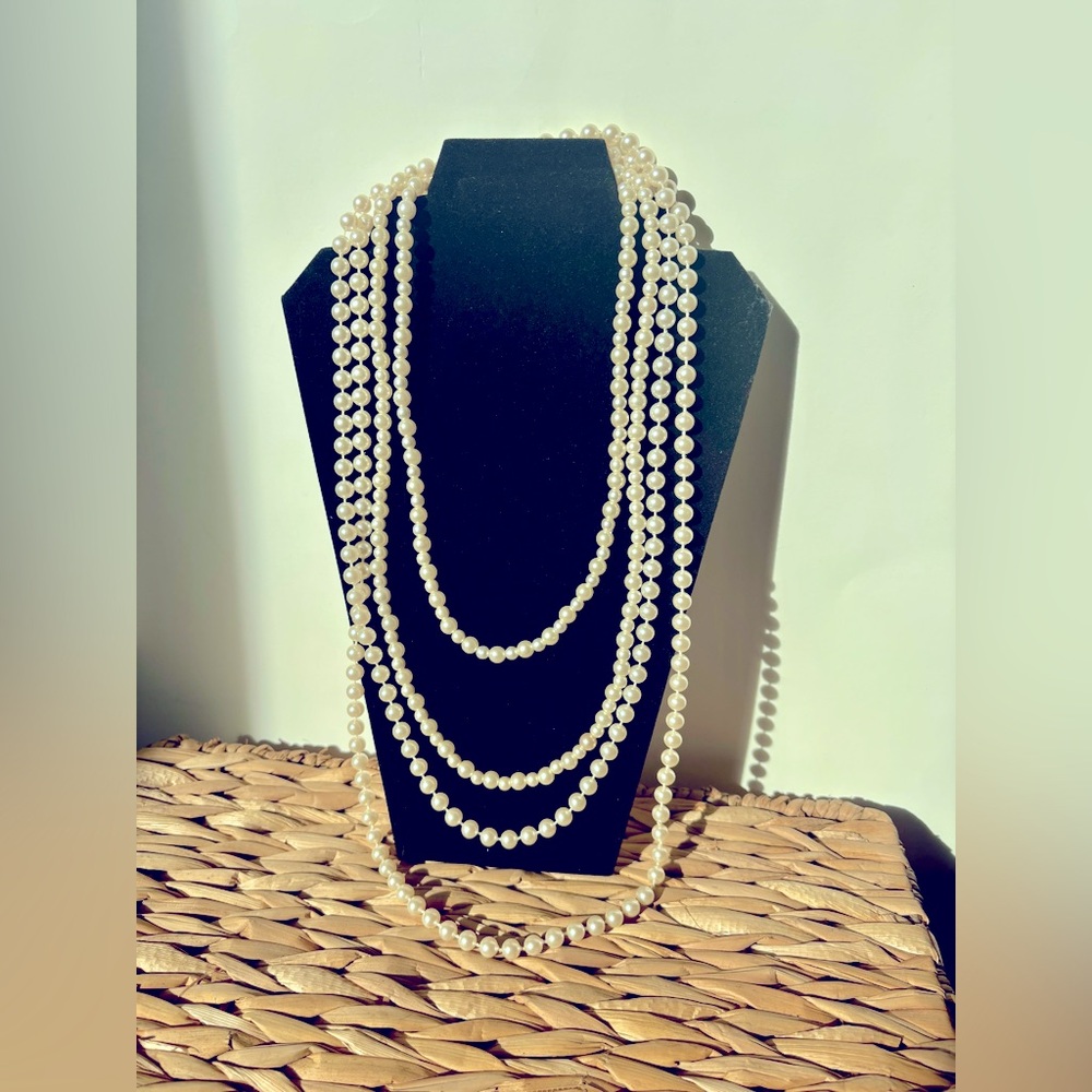 Vintage set of 3 costume jewelry small, medium, and large.